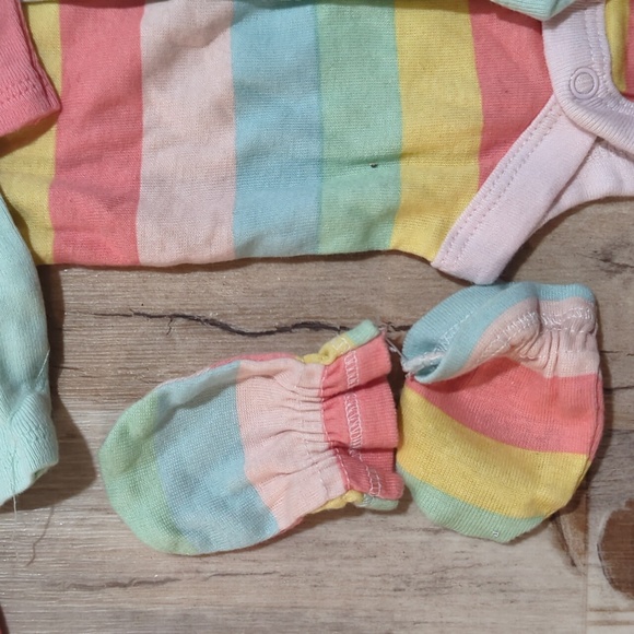 Newborn bundle - Picture 3 of 7